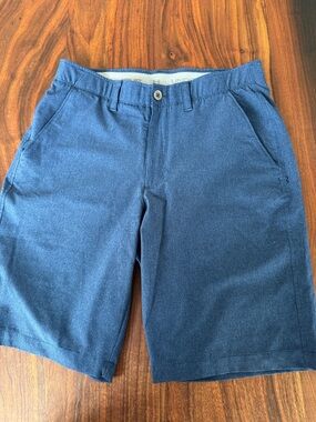 Under Armour Men's Navy Blue Flat-Front Casual Shorts